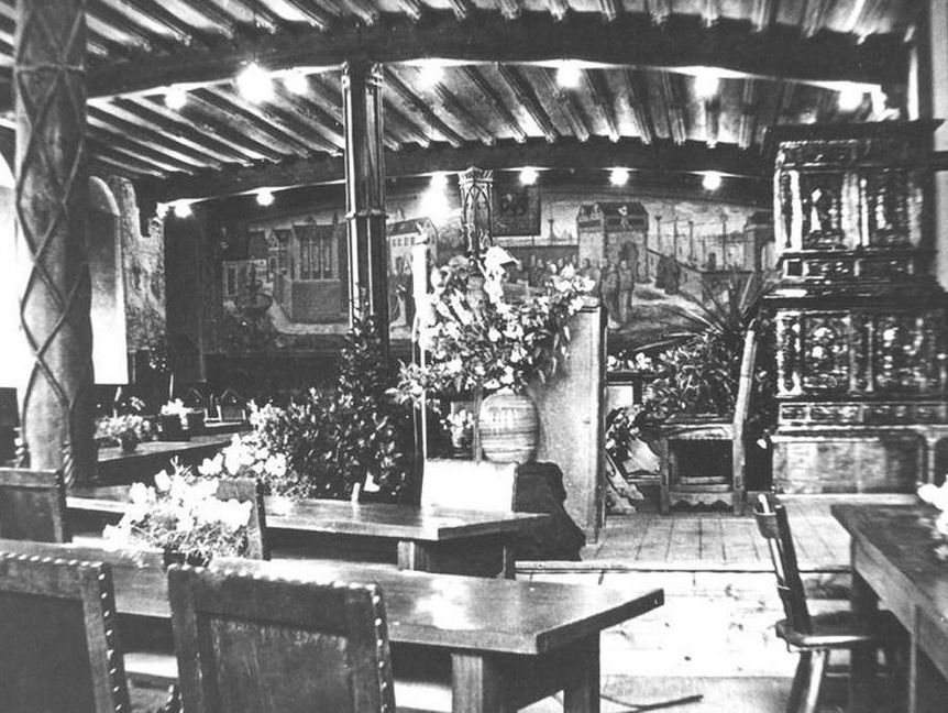 Scan: Landesmedienzentrum Baden-Württemberg Plenarsaal des Württemberg-Hohenzollerischen Landtags um 1950 im Winterrefektorium von Kloster und Schloss Bebenhausen